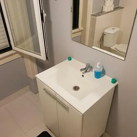 Brother's Homestay Lisbon